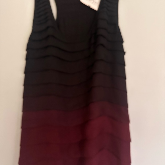 Saks 5th Avenue Burgundy Layered Sleeveless Top - Picture 5 of 9